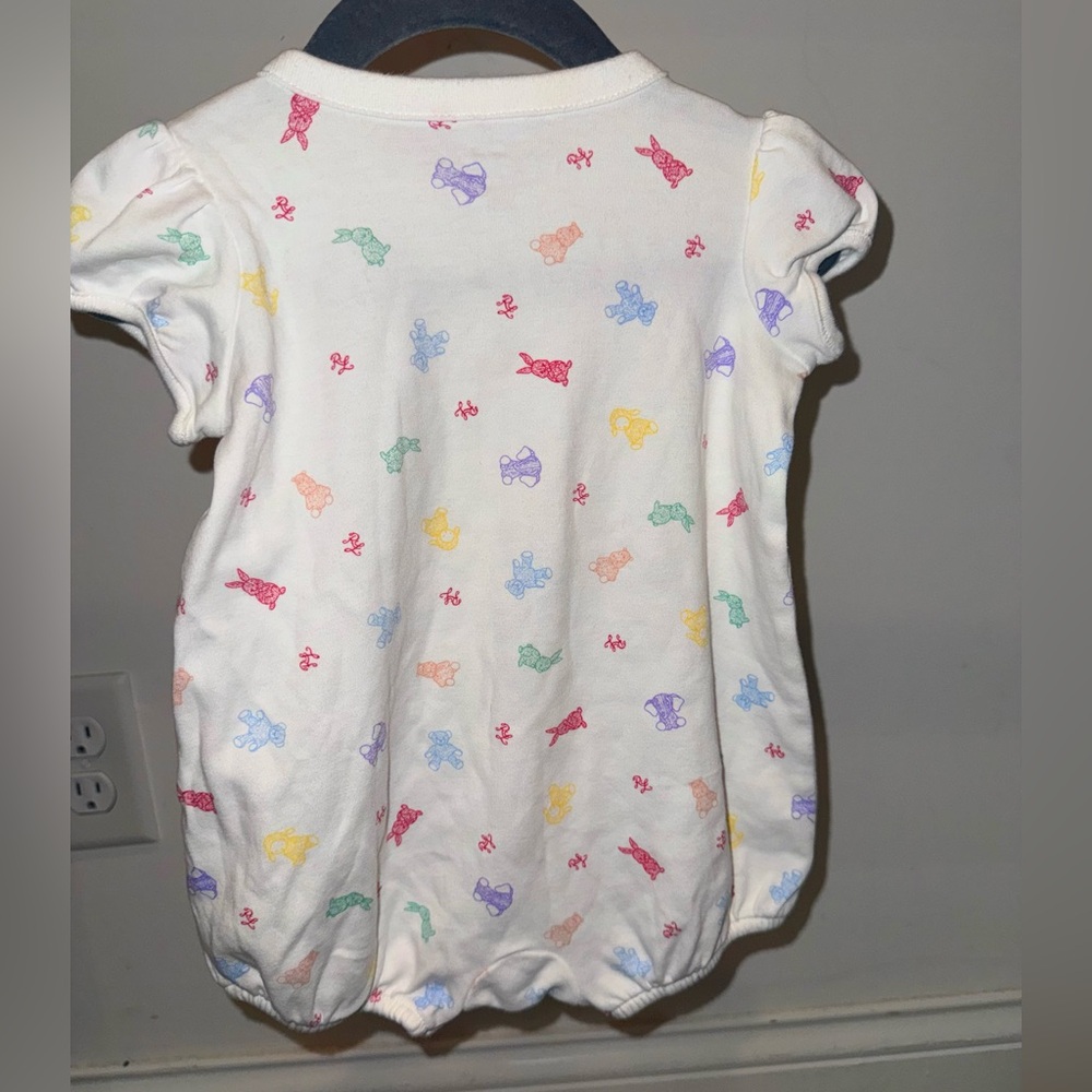 Pristine Ralph Lauren Polo Baby Girls Bear Bunnies Shortall Romper Size: 9M - Picture 3 of 7